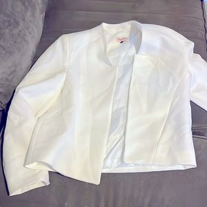 Alythea white blazer